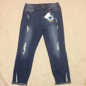 NWT Indigo Rein High Rise Distressed Crop Jeans size 15/W31